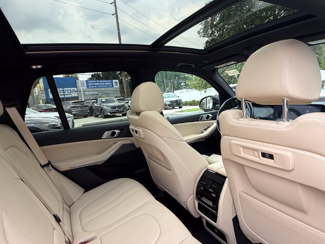 Used 2019 BMW X5 xDrive40i w/ Premium Package 2 AWD/4WD image 33