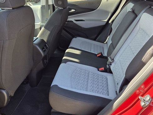 Used 2024 Chevrolet Equinox LT image 18