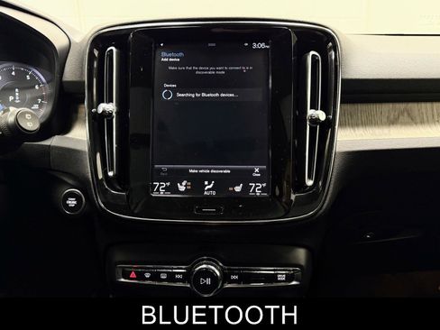 Used 2019 Volvo XC40 T5 Inscription image 26