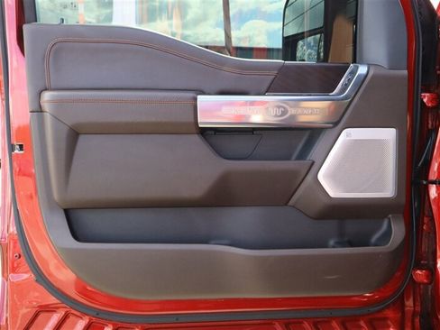 Used 2025 Ford F350 King Ranch AWD/4WD image 17