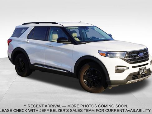 Used 2021 Ford Explorer XLT w/ Equipment Group 202A AWD/4WD image 1
