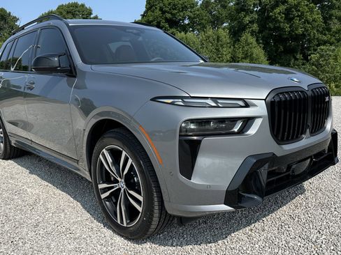 Certified 2026 BMW X7 M60i image 2