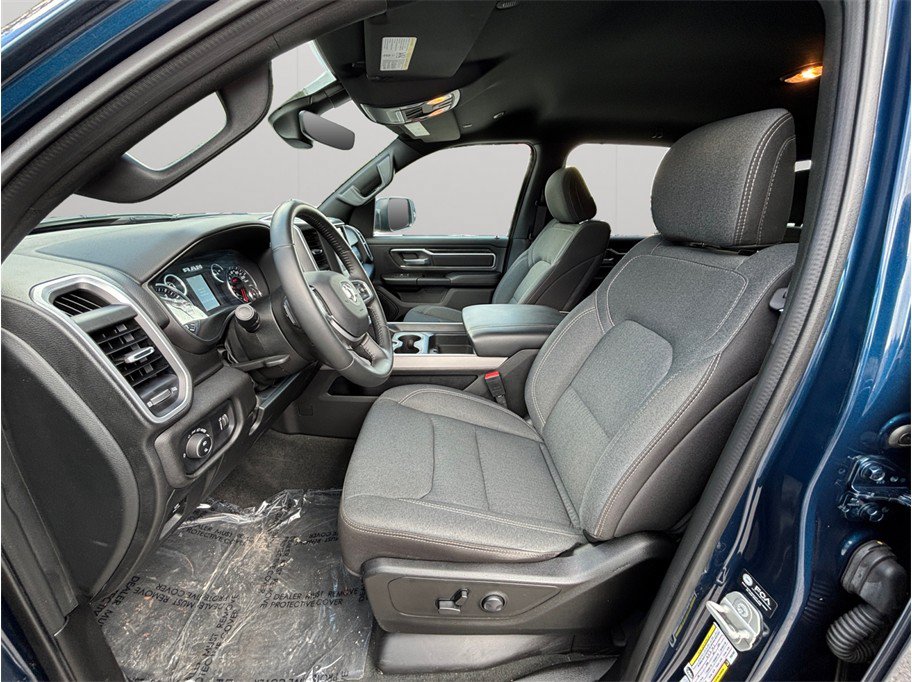Used 2023 RAM 1500 Big Horn AWD/4WD image 2