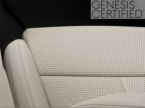 Used 2026 Genesis G70 2.5T RWD image 19