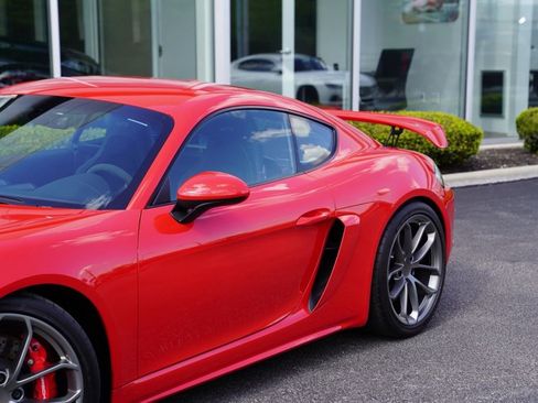 Used 2023 Porsche 718 Cayman GT4 RWD image 4