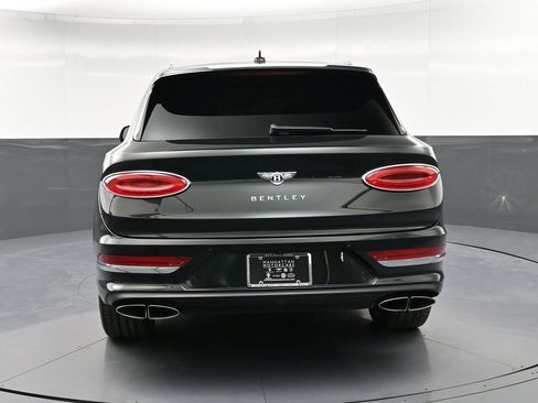 Used 2024 Bentley Bentayga AWD/4WD image 7