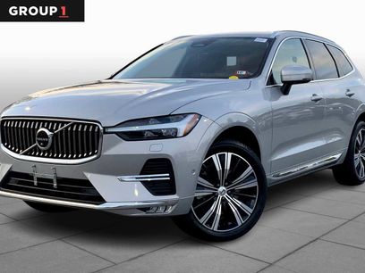 Used 2022 Volvo XC60 B6 Inscription w/ Advanced Package