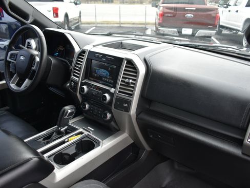 Used 2015 Ford F150 Lariat w/ Equipment Group 502A Luxury image 13
