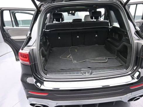 Used 2021 Mercedes-Benz GLB 35 AMG 4MATIC image 16