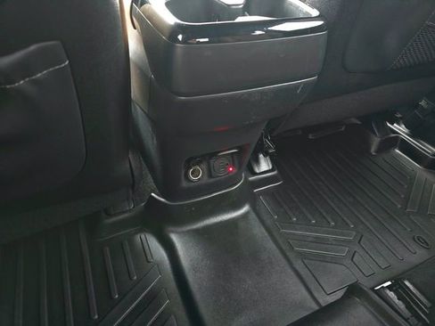 Used 2021 Kia Telluride SX w/ SX Prestige Package image 30