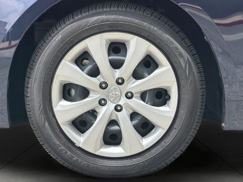 Used 2025 Toyota Corolla LE FWD image 23