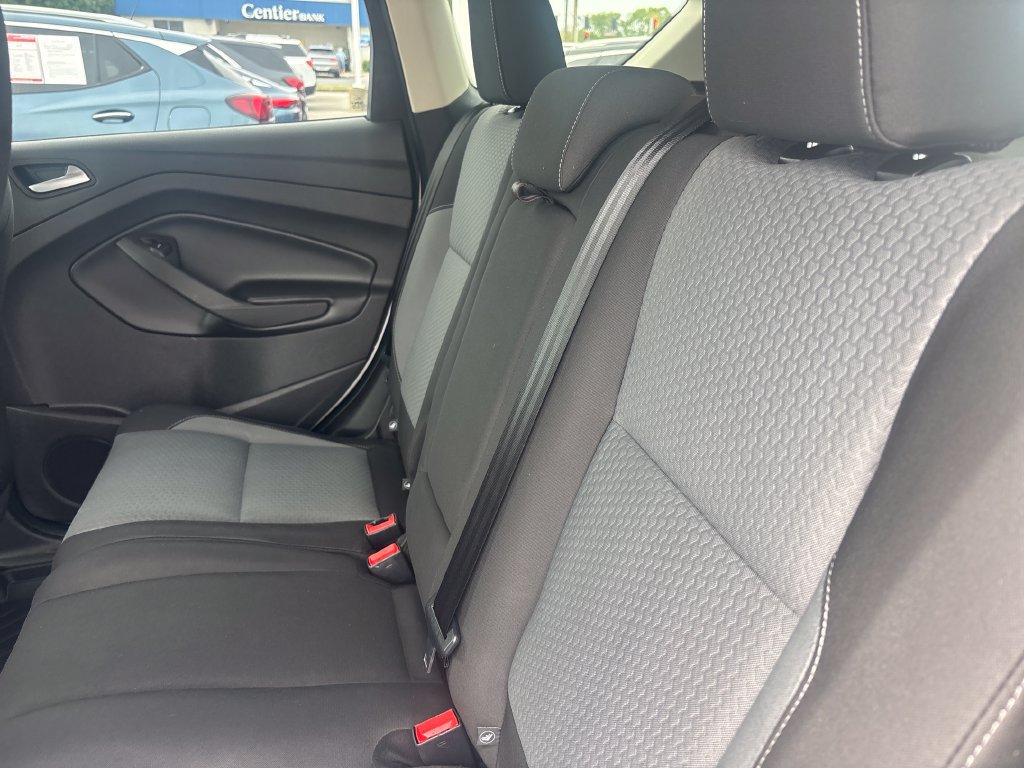 Used 2017 Ford Escape SE AWD/4WD image 29