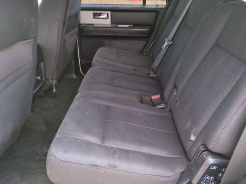 Used 2017 Ford Expedition XLT AWD/4WD image 19