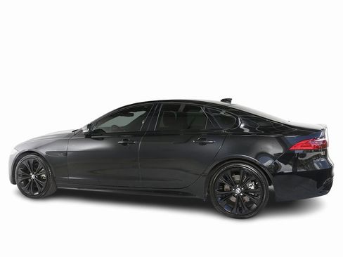 Used 2024 Jaguar XF R-Dynamic SE image 5
