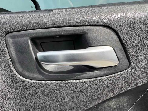 Used 2017 Dodge Charger R/T w/ Driver Confidence Group image 31