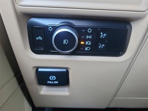 Certified 2023 Ford F150 XLT image 16