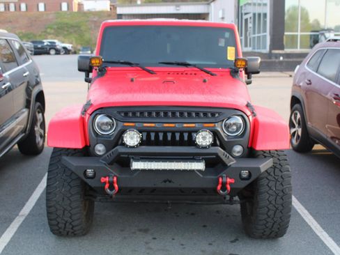 Used 2015 Jeep Wrangler Unlimited Sahara w/ Connectivity Group image 2