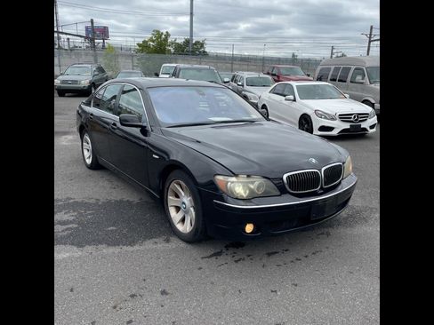 Used 2007 BMW 750i RWD image 1