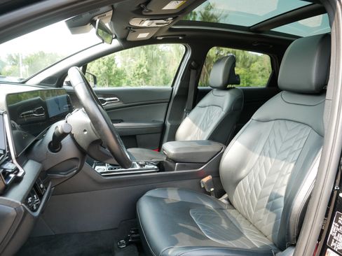 Certified 2023 Kia Sportage X-Line w/ X-Line Premium Package AWD/4WD image 33