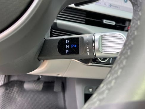 Used 2023 Hyundai Ioniq 5 Limited AWD/4WD image 34