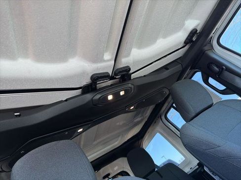 Certified 2025 Jeep Wrangler Willys 4xe image 16