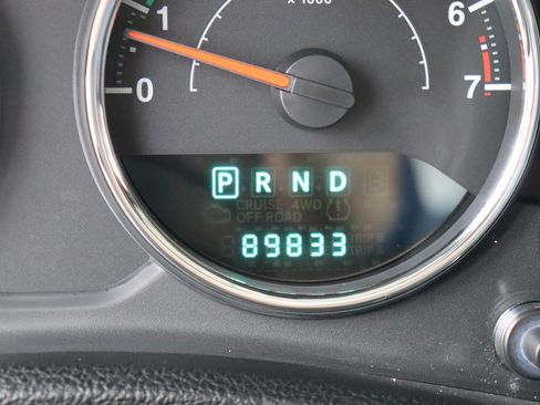 Used 2014 Jeep Wrangler Unlimited Rubicon w/ Connectivity Group image 28