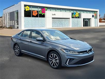 New 2025 Volkswagen Jetta SE