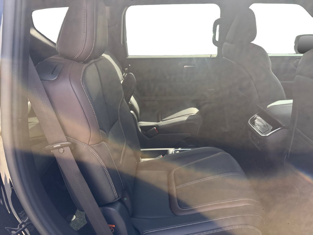 New 2026 Nissan Armada SL AWD/4WD image 17
