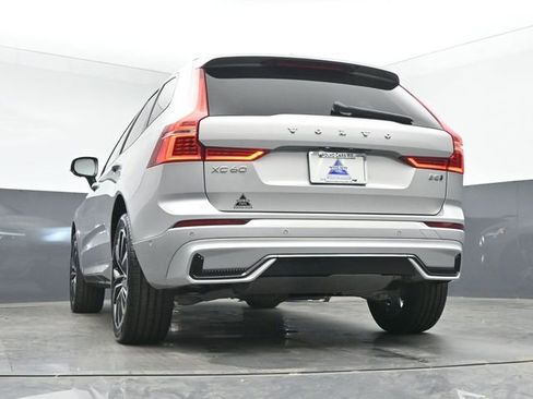 Used 2023 Volvo XC60 B5 Plus w/ Climate Package AWD/4WD image 44