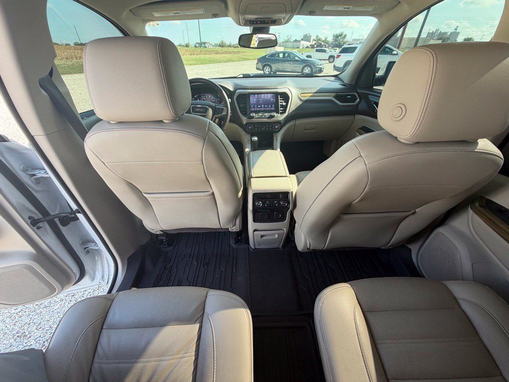 Used 2018 GMC Acadia Denali AWD/4WD image 25