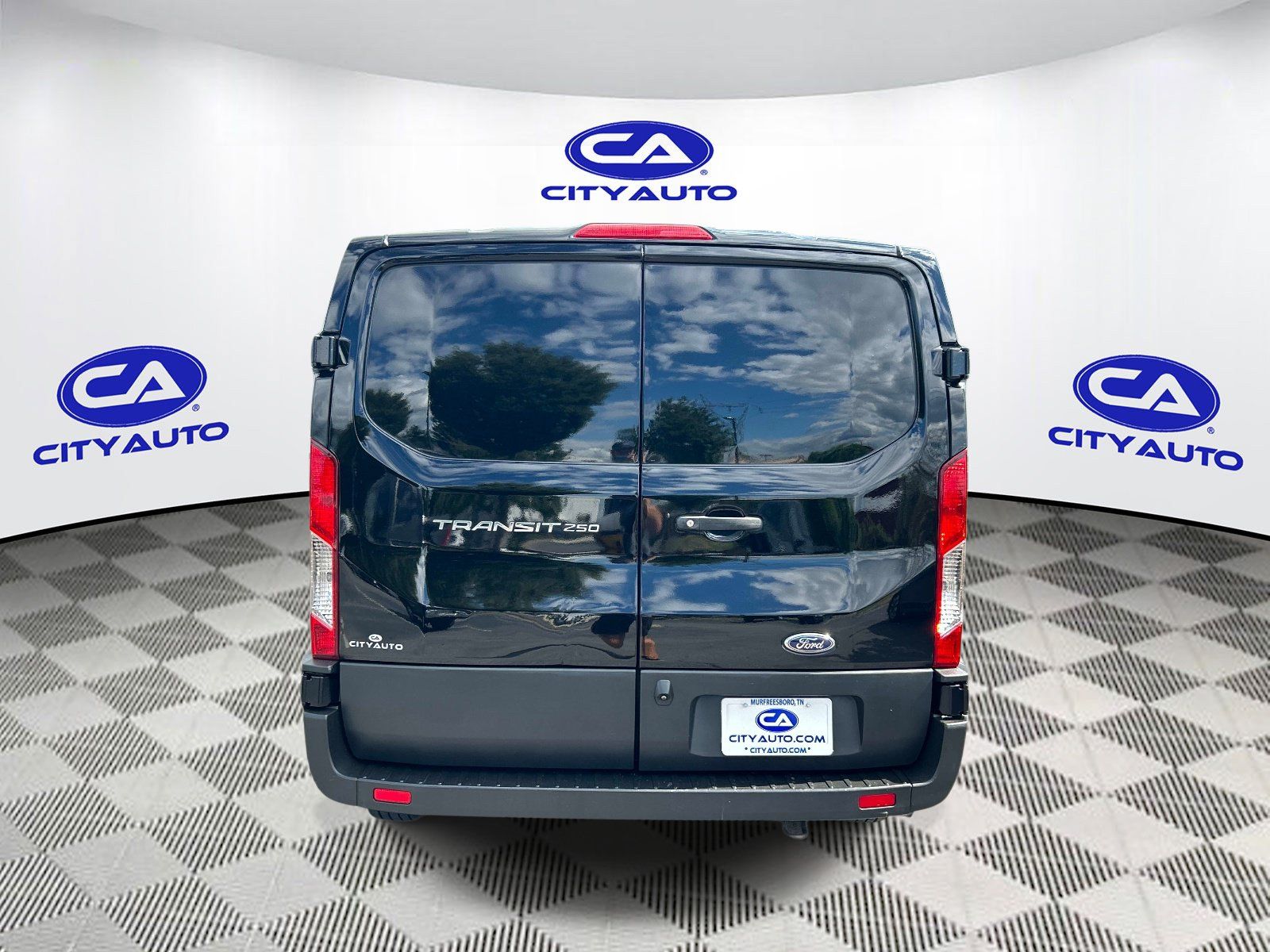 Used 2021 Ford Transit 250 Low Roof w/ Exterior Upgrade Package RWD image 4