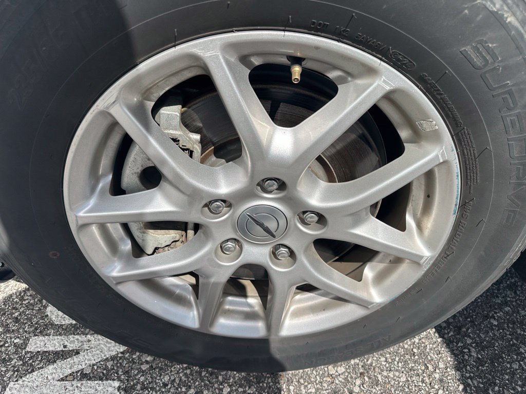 Used 2024 Chrysler Pacifica Touring-L FWD image 37