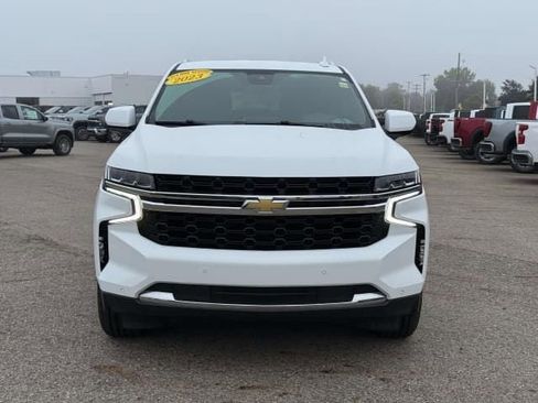 Used 2023 Chevrolet Suburban LS image 3
