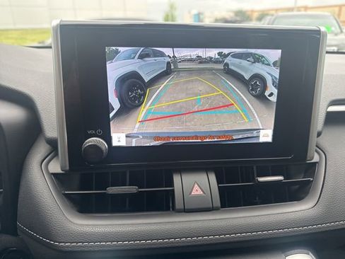 Used 2024 Toyota RAV4 XLE w/ Convenience Package FWD image 17