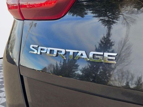 Used 2020 Kia Sportage LX AWD/4WD image 27