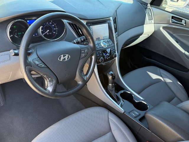 Used 2013 Hyundai Sonata Limited FWD image 10