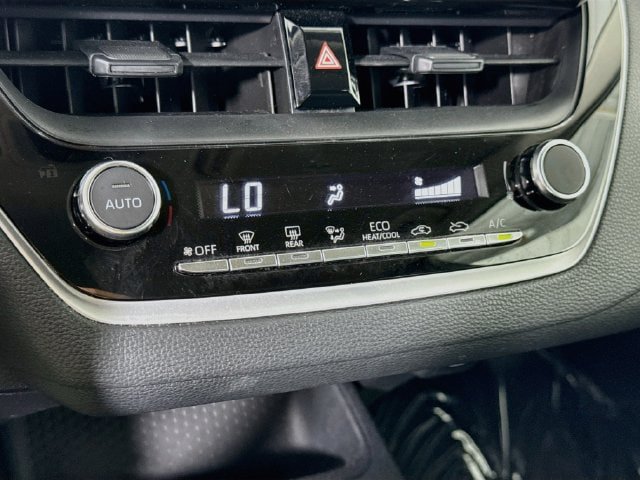 Certified 2025 Toyota Corolla LE FWD image 17