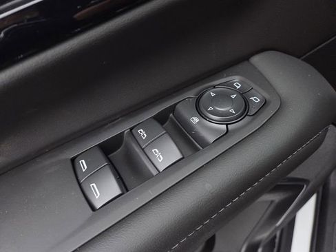 New 2026 Chevrolet Suburban LS w/ LS Custom Edition AWD/4WD image 8