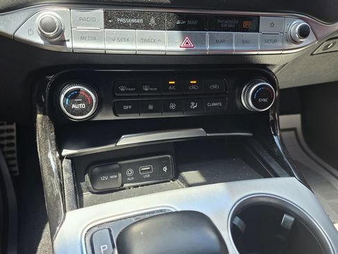 Used 2019 Kia Stinger GT2 RWD image 19