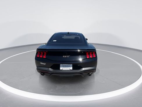 Used 2024 Ford Mustang GT Premium RWD image 7