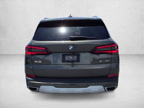 Used 2023 BMW X5 sDrive40i w/ Premium Package RWD image 5