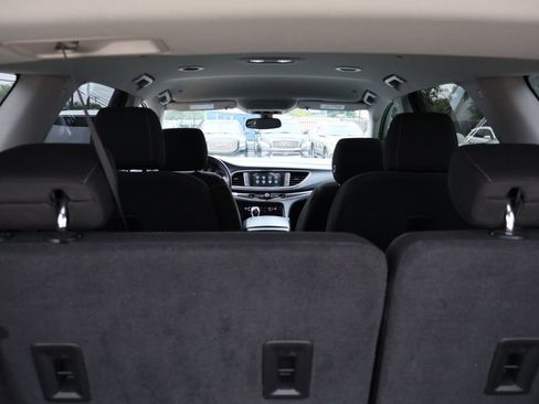 Used 2019 Buick Enclave Preferred w/ LPO, Cargo Package FWD image 16