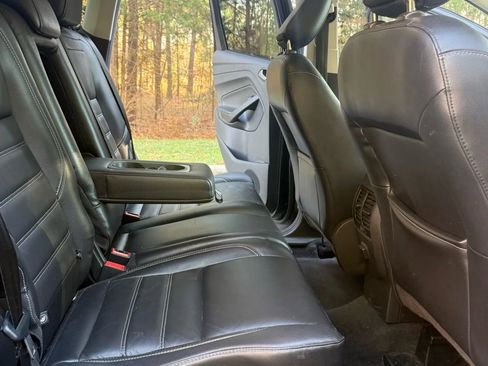 Used 2018 Ford Escape SEL image 11