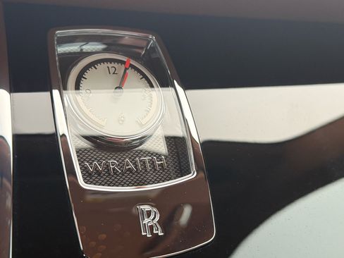 Used 2015 Rolls-Royce Wraith image 64