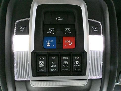 Used 2020 RAM 1500 Limited AWD/4WD image 35