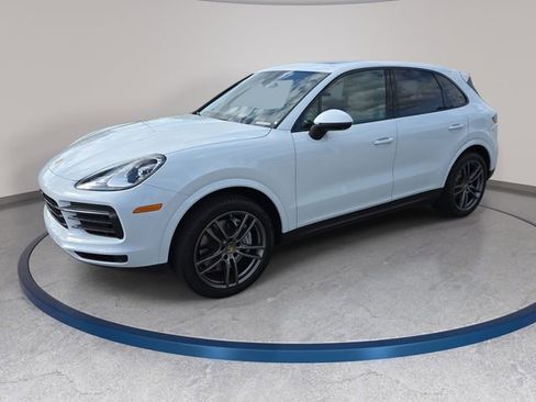 Used 2022 Porsche Cayenne w/ Premium Package AWD/4WD image 1