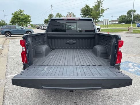 Used 2022 Chevrolet Silverado 1500 RST w/ True North Edition Plus AWD/4WD image 2