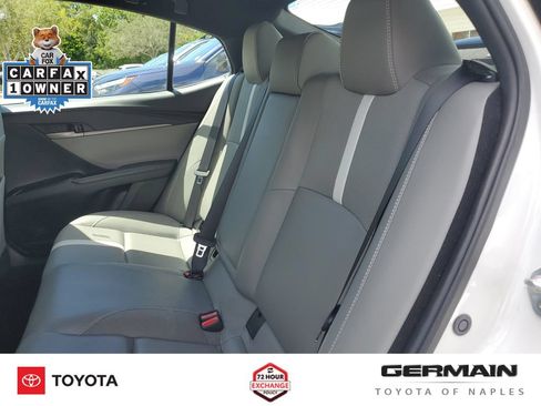 Used 2025 Toyota Camry SE w/ Convenience Package FWD image 20