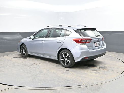 Used 2022 Subaru Impreza Premium image 7