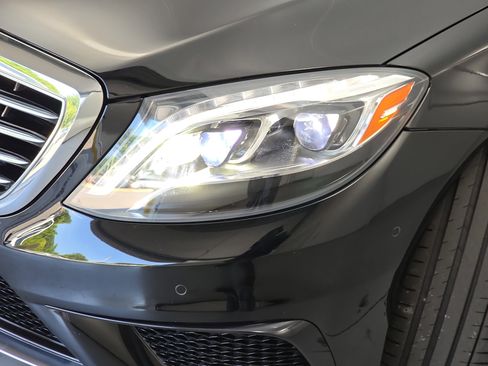 Used 2017 Mercedes-Benz S 63 AMG 4MATIC Sedan image 33